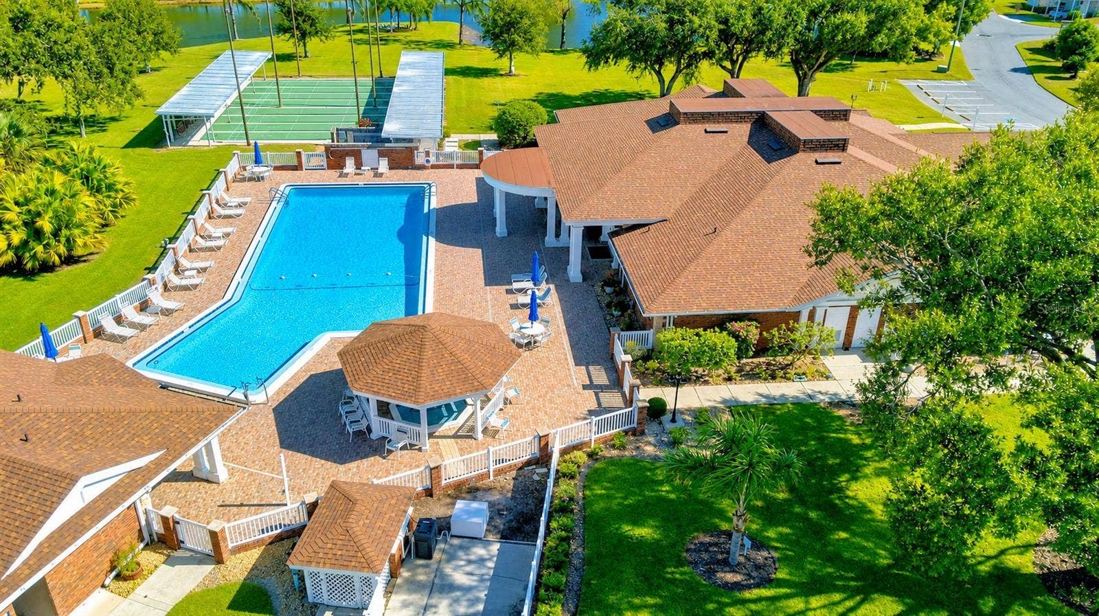 4930 COLONNADES CIRCLE E, Lakeland, FL 33811 4930 COLONNADES CIRCLE E, Lakeland, FL 33811