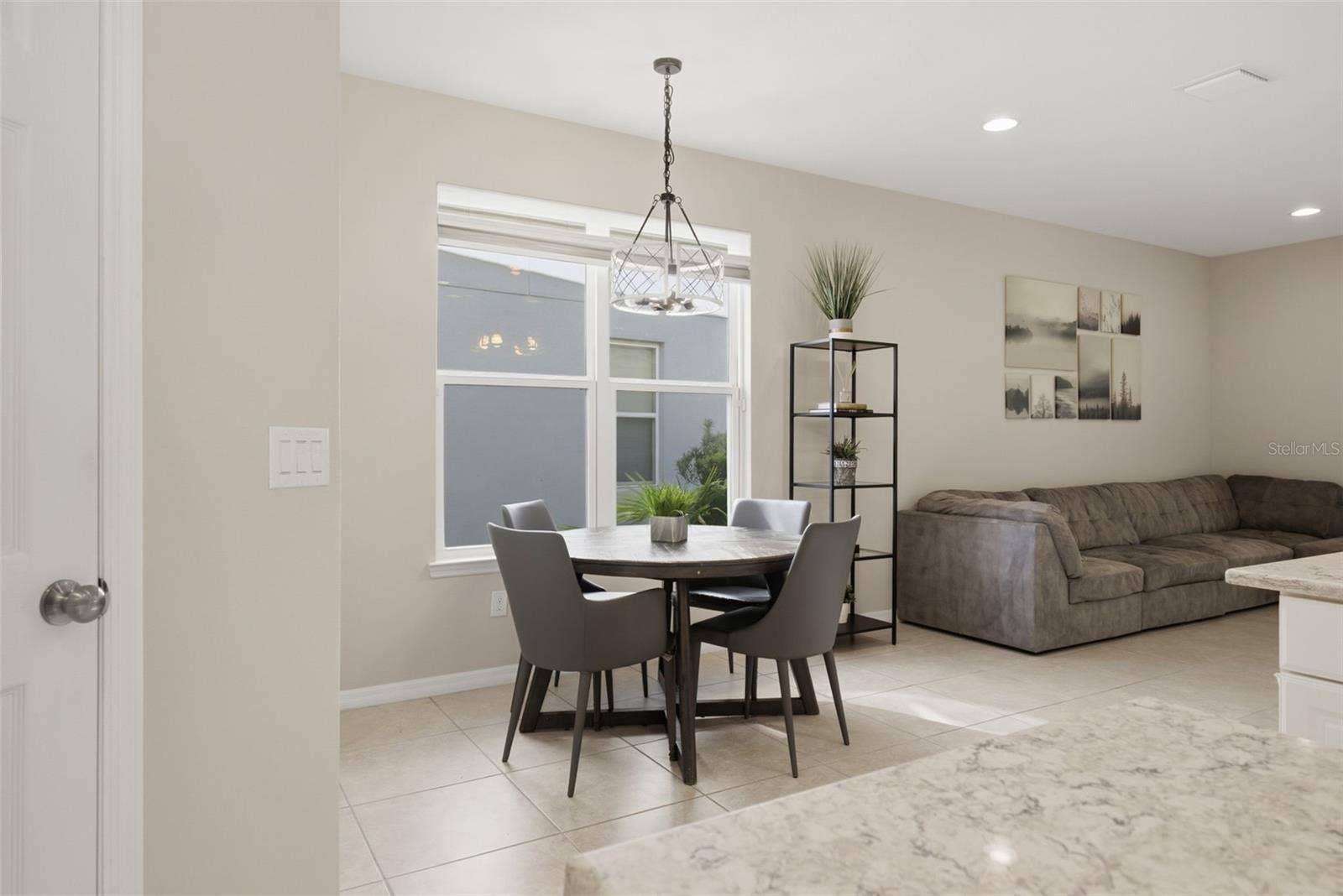 9009 SPRUCE CREEK CIRCLE, Riverview, FL 33578 9009 SPRUCE CREEK CIRCLE, Riverview, FL 33578
