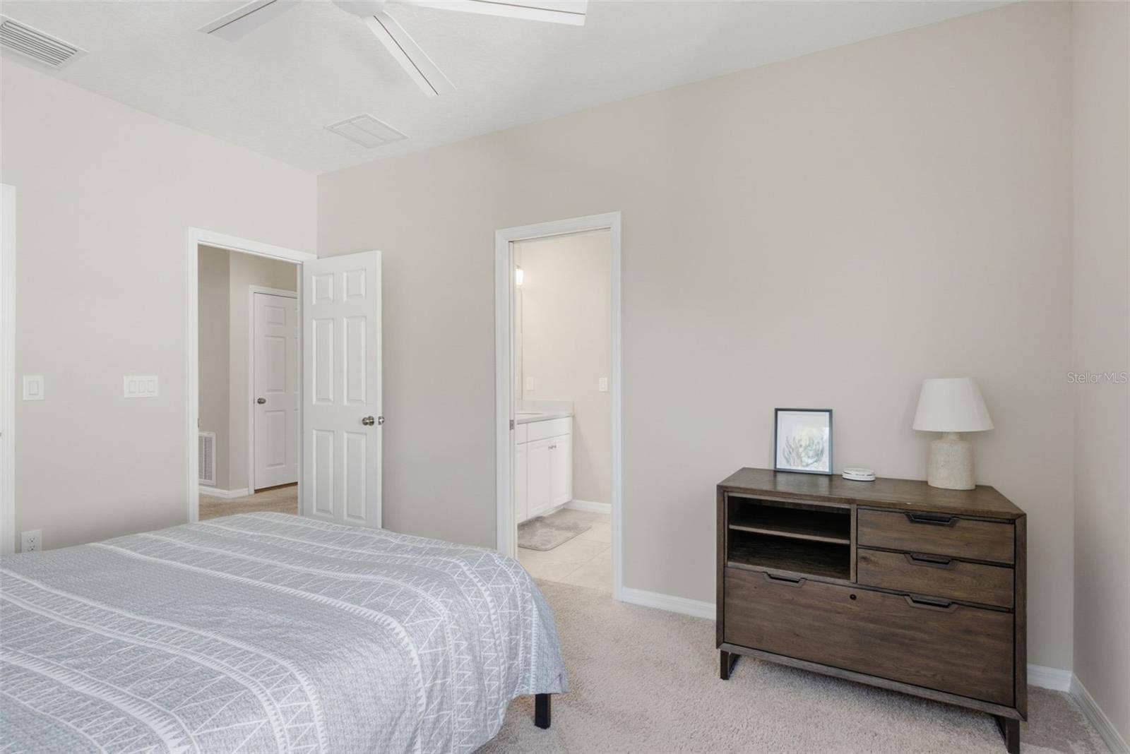 9009 SPRUCE CREEK CIRCLE, Riverview, FL 33578 9009 SPRUCE CREEK CIRCLE, Riverview, FL 33578