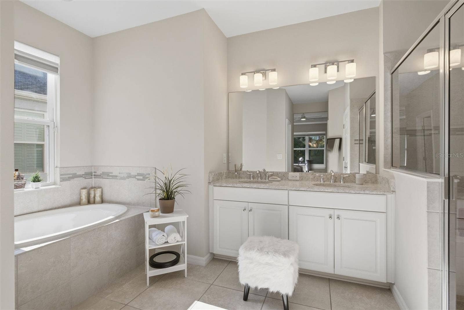 9009 SPRUCE CREEK CIRCLE, Riverview, FL 33578 9009 SPRUCE CREEK CIRCLE, Riverview, FL 33578