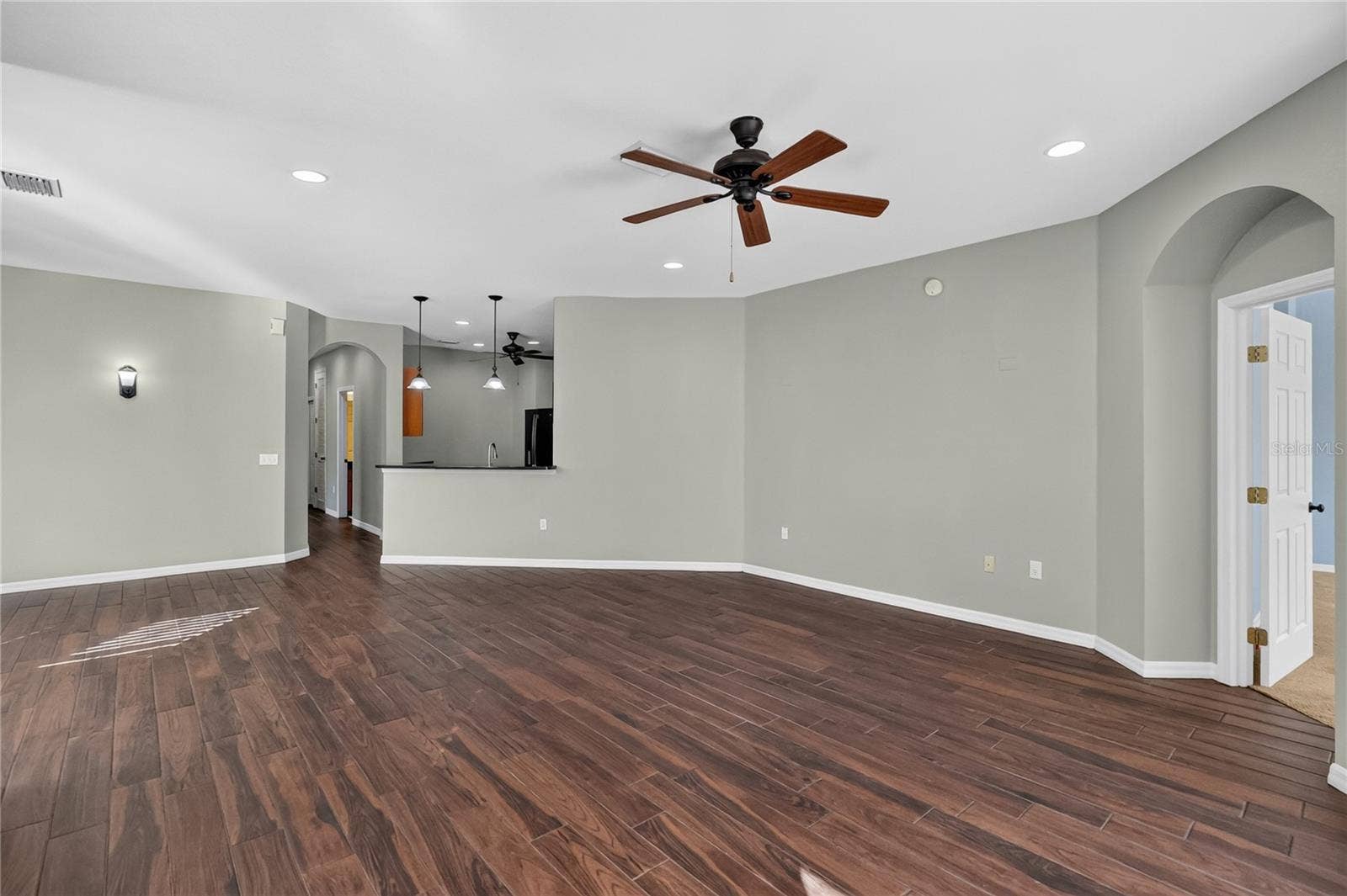 792 GRASSLANDS VILLAGE CIRCLE, #792, Lakeland, FL 33803 FAMILY ROOM