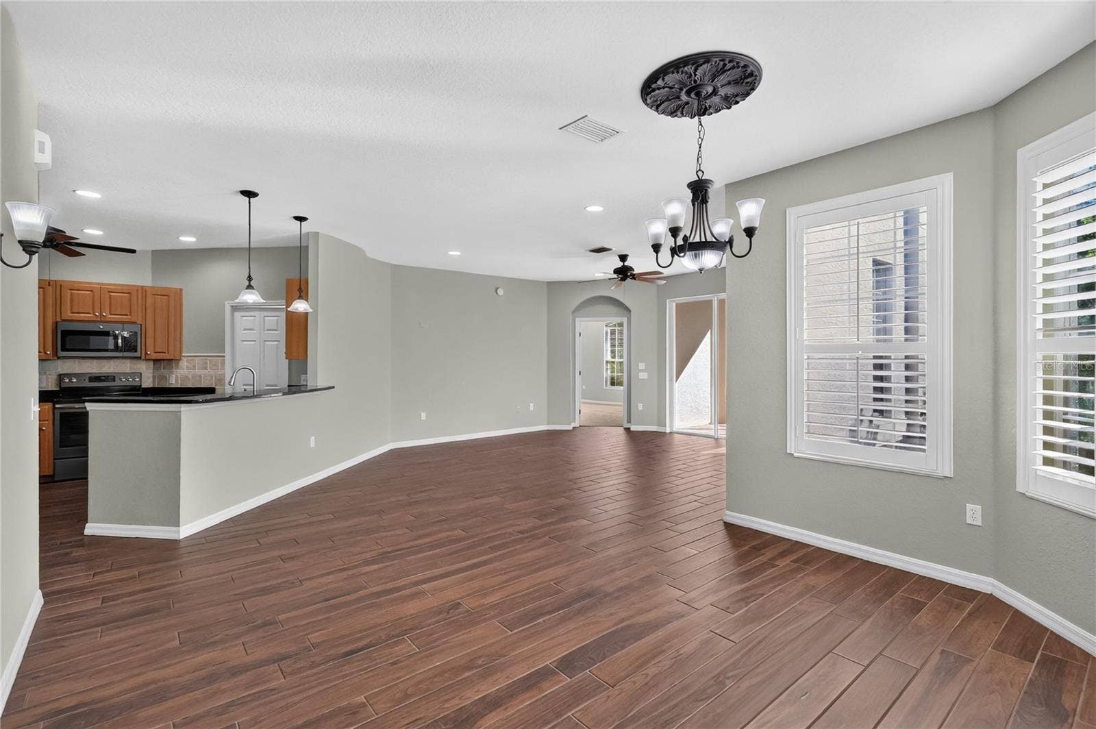 792 GRASSLANDS VILLAGE CIRCLE, #792, Lakeland, FL 33803 LOOKING INTO HOME