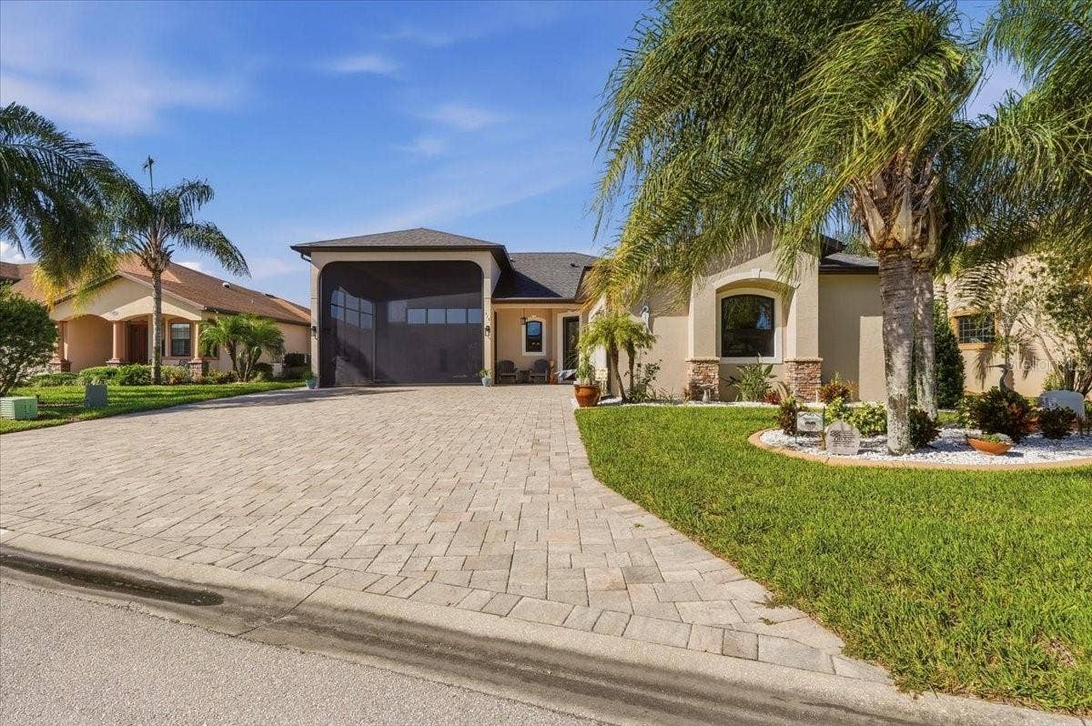 516 HOMECOMING WAY, Polk City, FL 33868