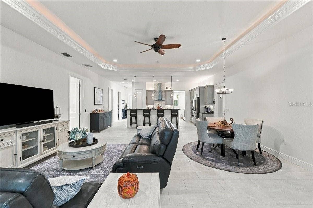 516 HOMECOMING WAY, Polk City, FL 33868