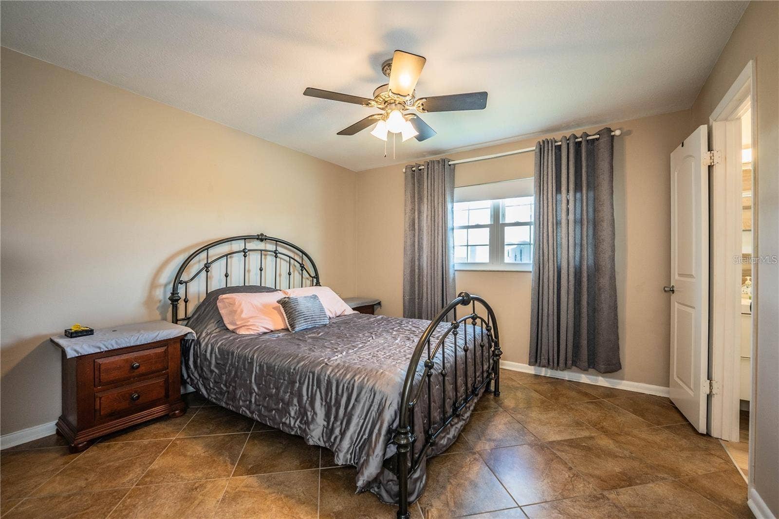 501 CAMEO DRIVE, Lakeland, FL 33803 Master Bedroom