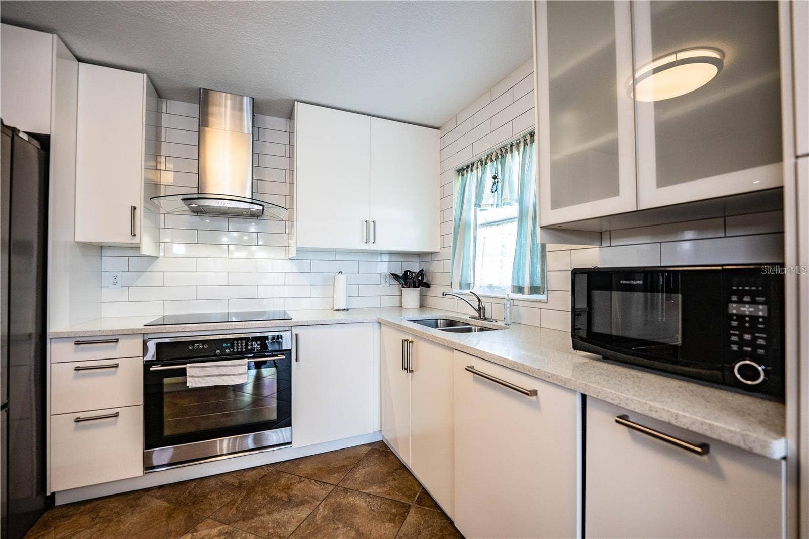 501 CAMEO DRIVE, Lakeland, FL 33803 501 CAMEO DRIVE, Lakeland, FL 33803