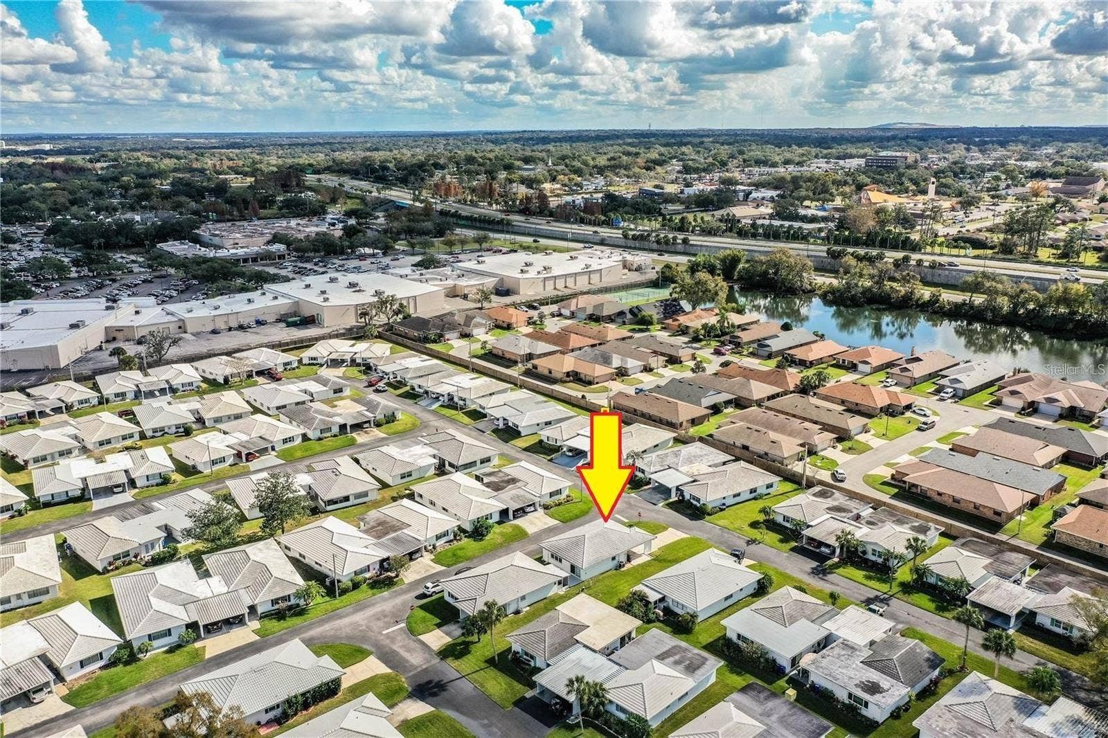 501 CAMEO DRIVE, Lakeland, FL 33803 Aerial of Community