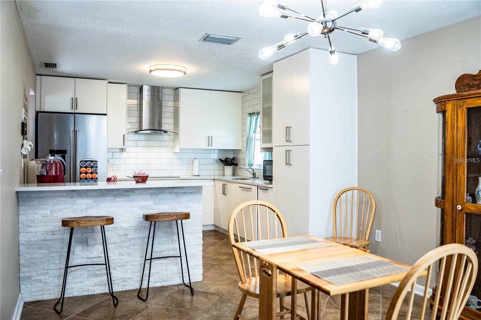 501 CAMEO DRIVE, Lakeland, FL 33803 501 CAMEO DRIVE, Lakeland, FL 33803