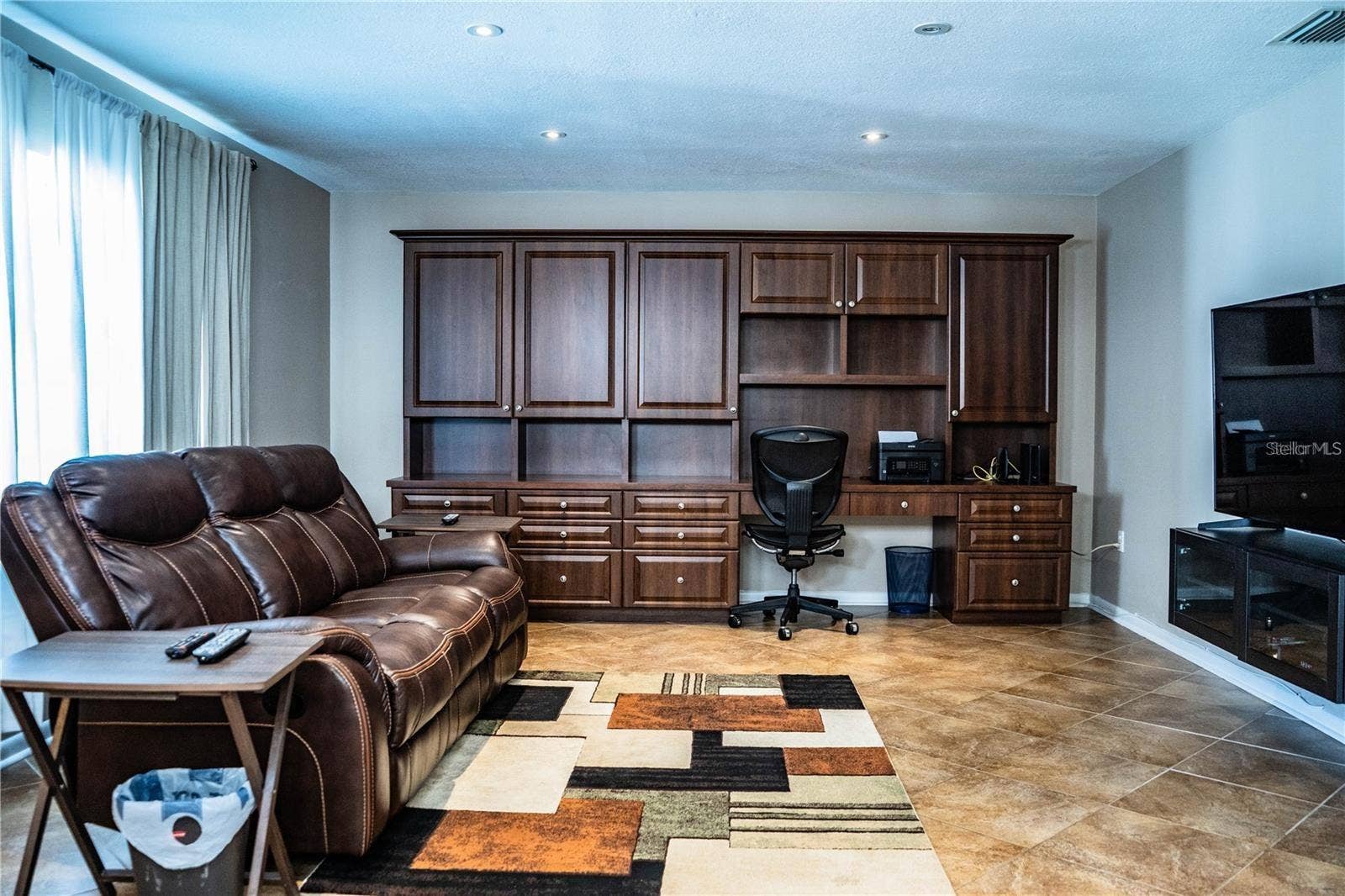 501 CAMEO DRIVE, Lakeland, FL 33803 501 CAMEO DRIVE, Lakeland, FL 33803