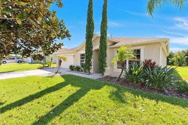 501 LAKE VILLA WAY, Haines City, FL 33844 501 LAKE VILLA WAY, Haines City, FL 33844