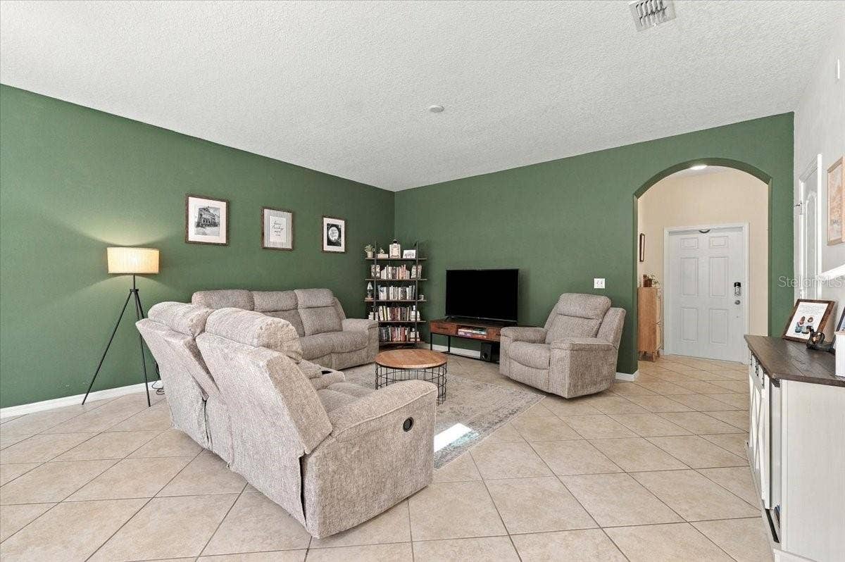 6416 SEDGEFORD DRIVE, Lakeland, FL 33811