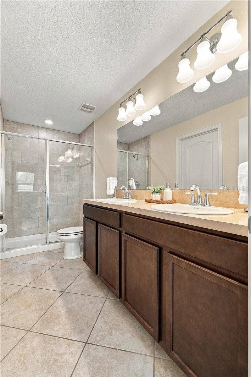 6416 SEDGEFORD DRIVE, Lakeland, FL 33811