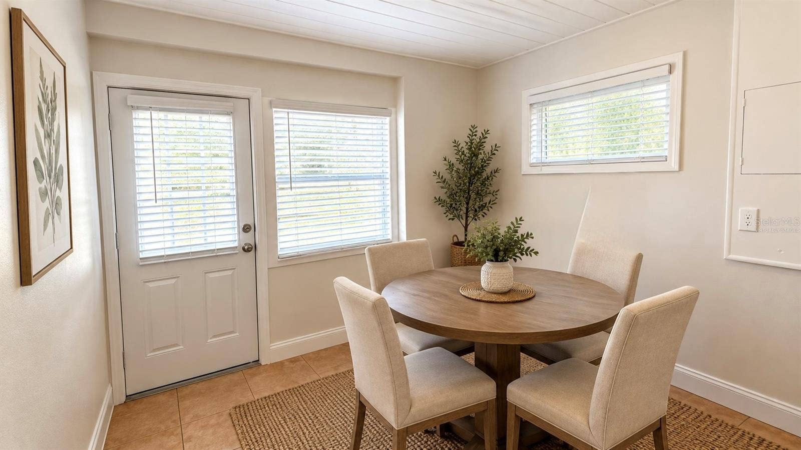 406 E HIBISCUS DRIVE, Lakeland, FL 33803 Virtually staged