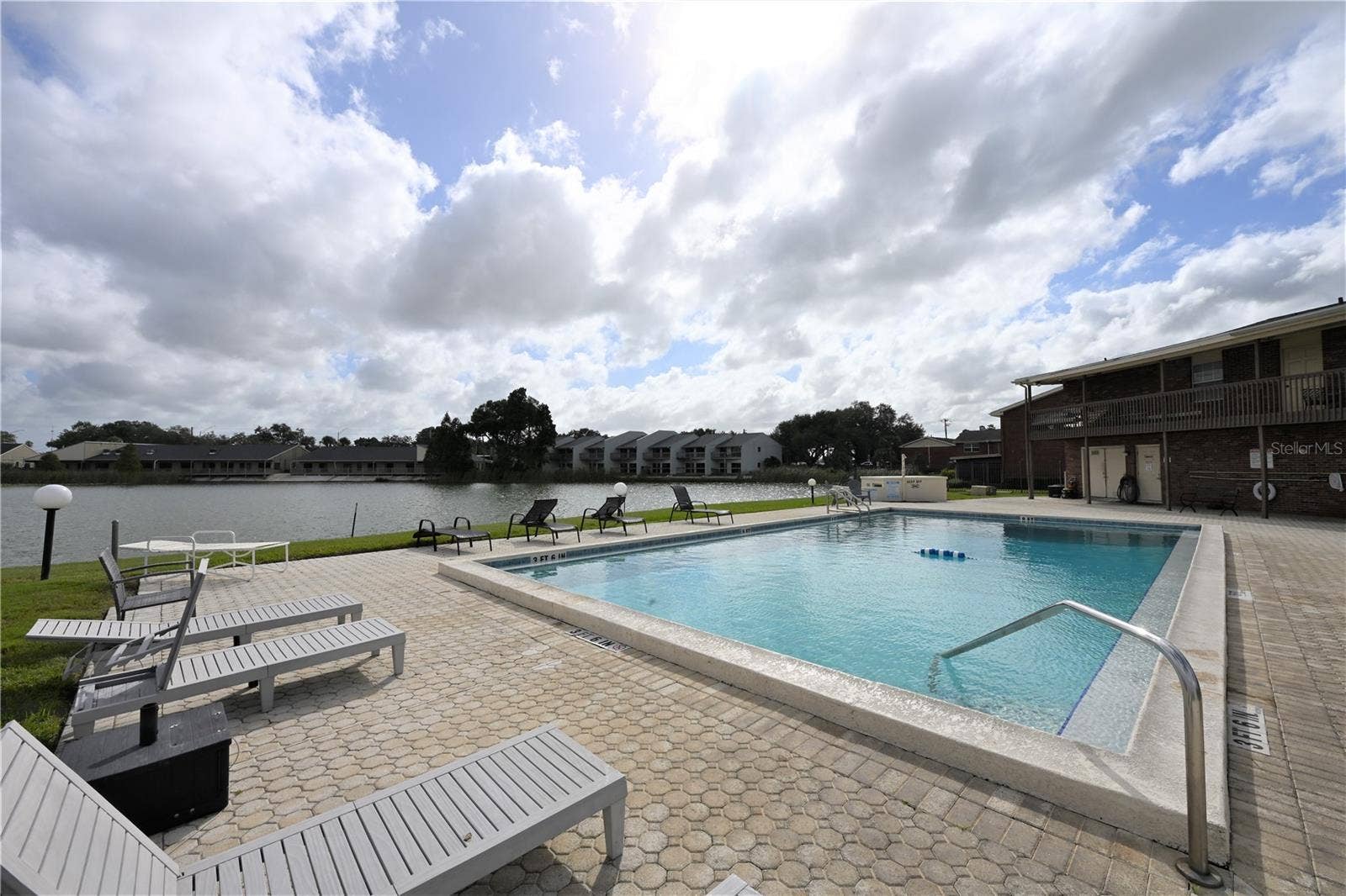 1920 E EDGEWOOD DRIVE, #R3, Lakeland, FL 33803 1920 E EDGEWOOD DRIVE, #R3, Lakeland, FL 33803