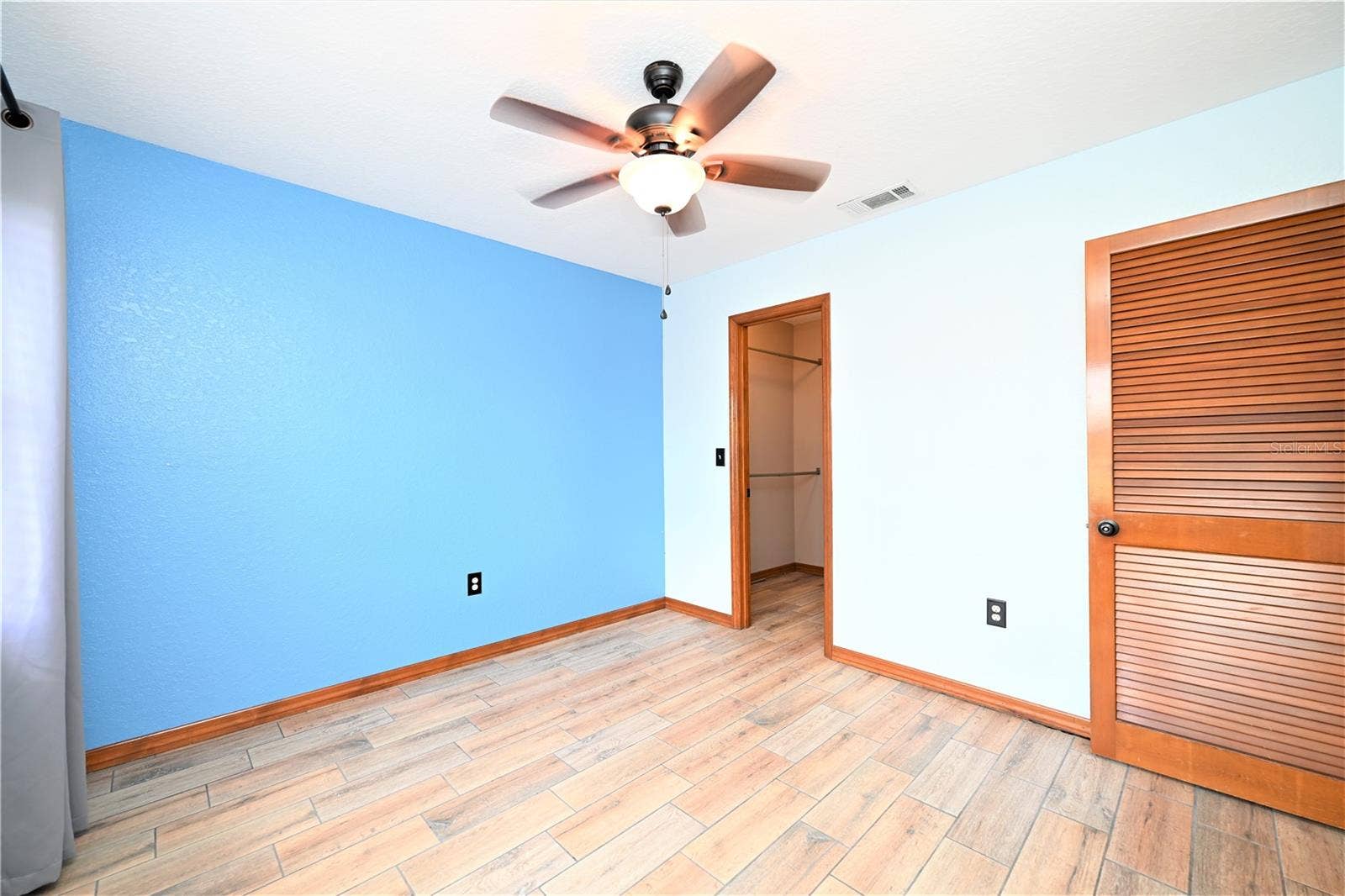 1920 E EDGEWOOD DRIVE, #R3, Lakeland, FL 33803 1920 E EDGEWOOD DRIVE, #R3, Lakeland, FL 33803