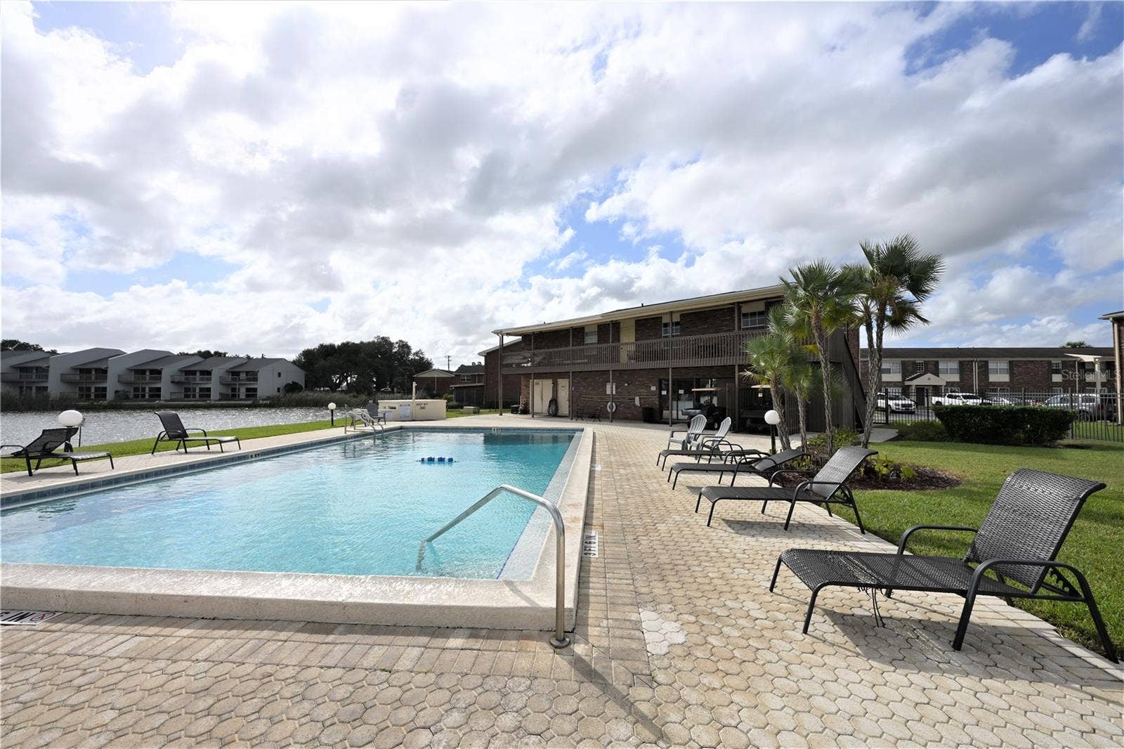 1920 E EDGEWOOD DRIVE, #R3, Lakeland, FL 33803 1920 E EDGEWOOD DRIVE, #R3, Lakeland, FL 33803