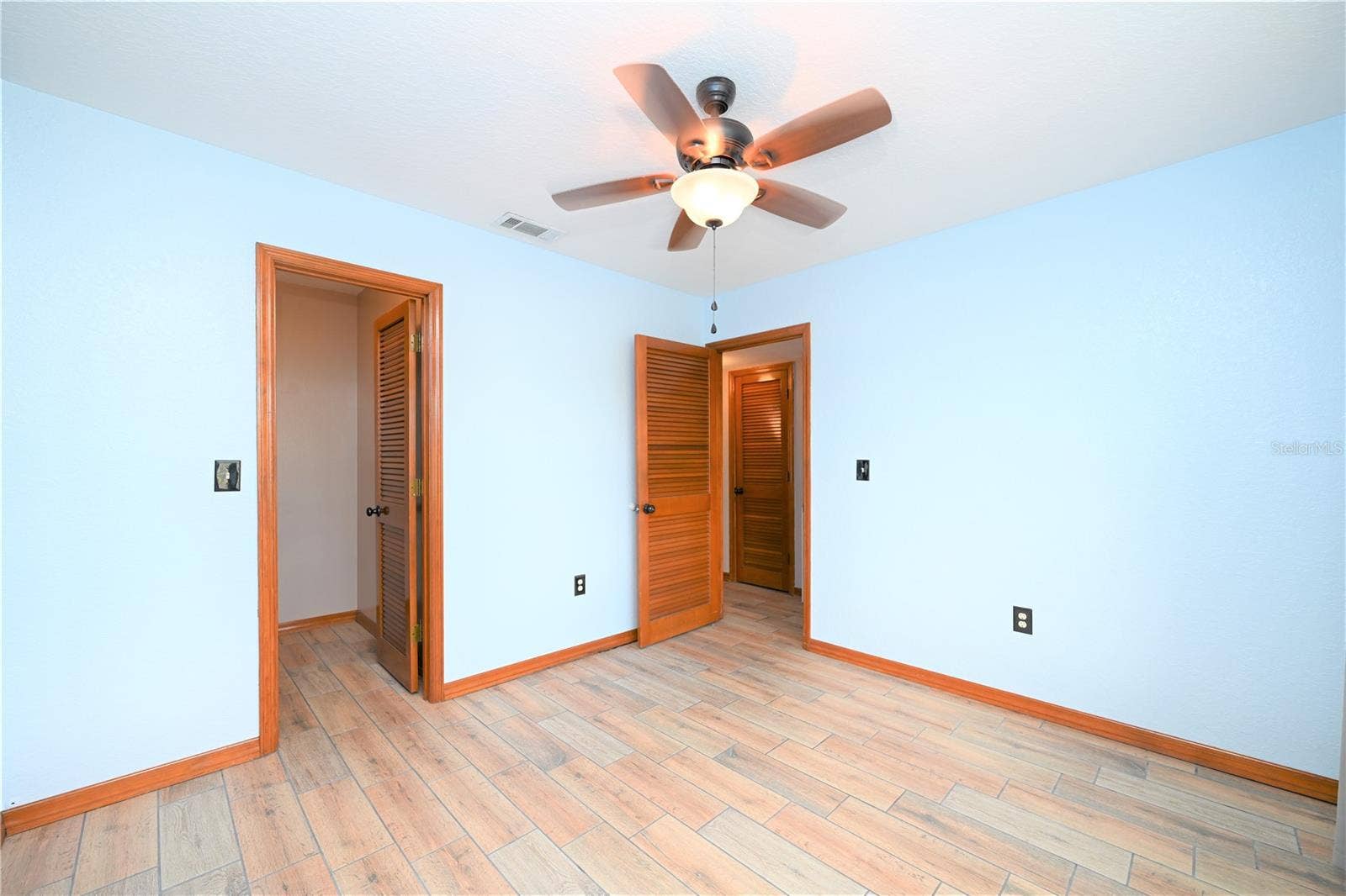 1920 E EDGEWOOD DRIVE, #R3, Lakeland, FL 33803 1920 E EDGEWOOD DRIVE, #R3, Lakeland, FL 33803