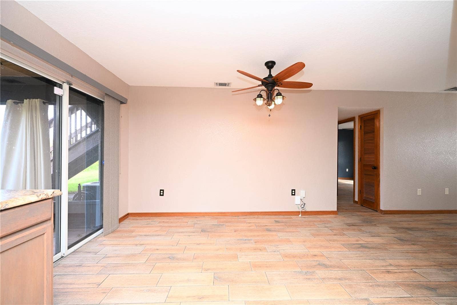 1920 E EDGEWOOD DRIVE, #R3, Lakeland, FL 33803 1920 E EDGEWOOD DRIVE, #R3, Lakeland, FL 33803