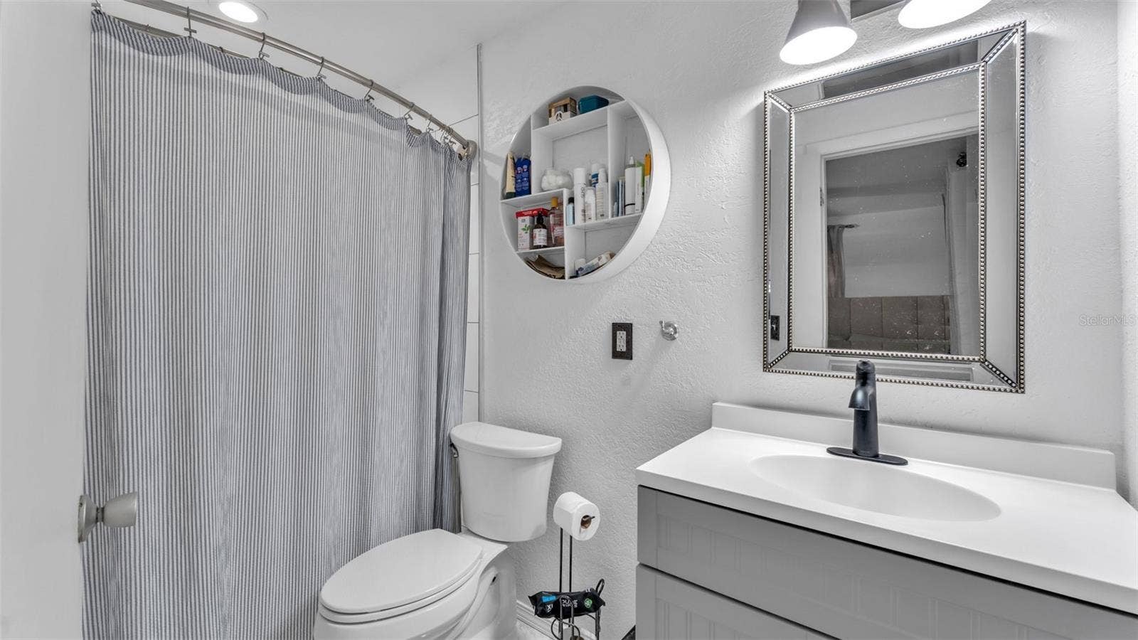 455 LYLE PARKWAY, Bartow, FL 33830 Primary Bath