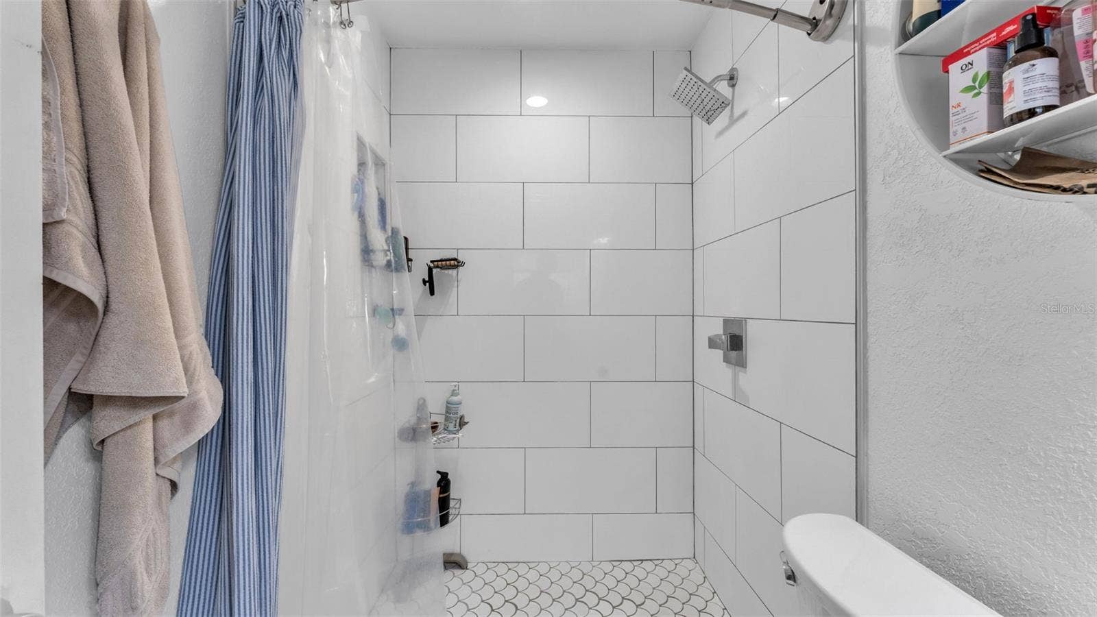 455 LYLE PARKWAY, Bartow, FL 33830 Primary Bath