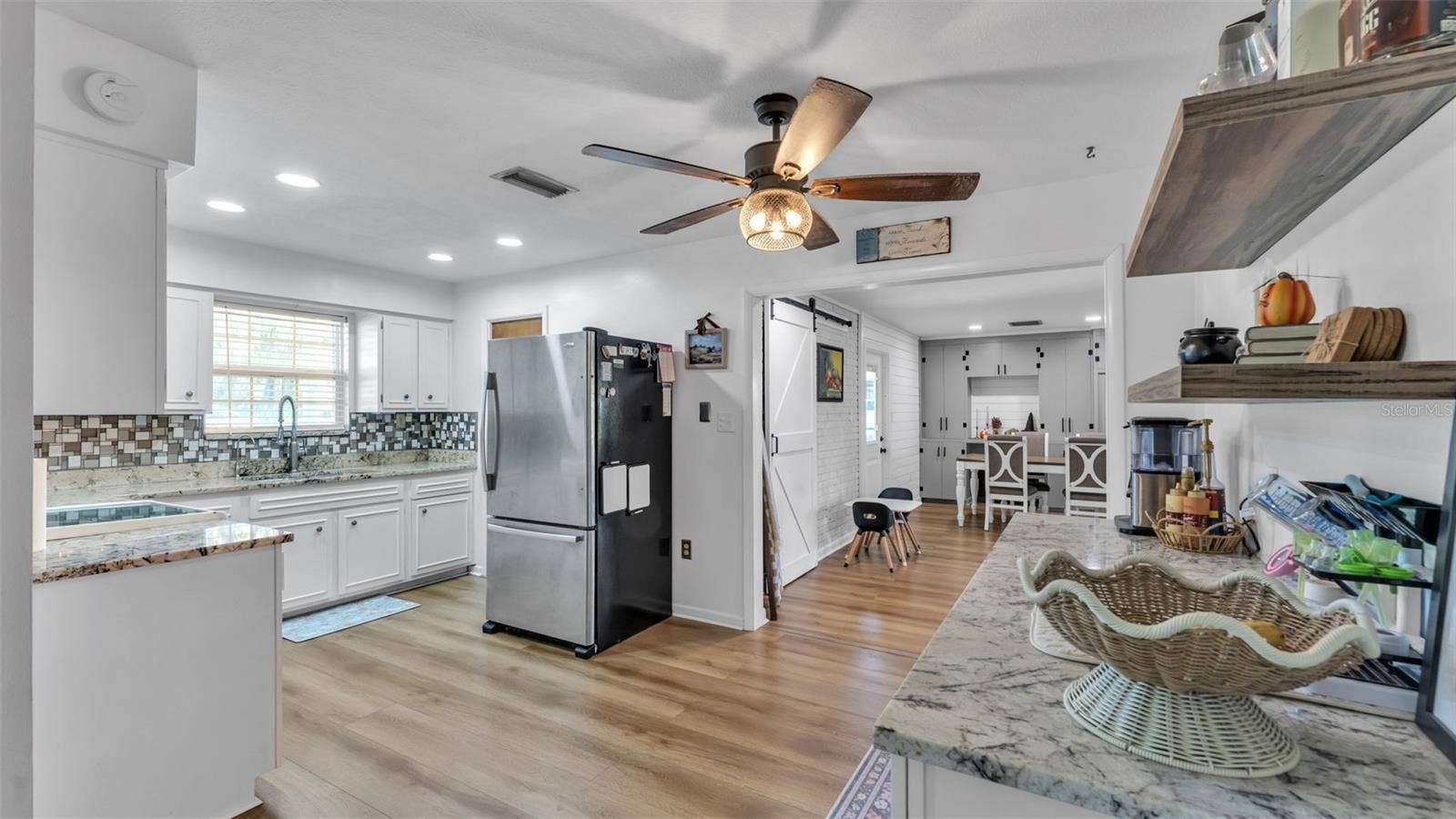 455 LYLE PARKWAY, Bartow, FL 33830 Kitchen