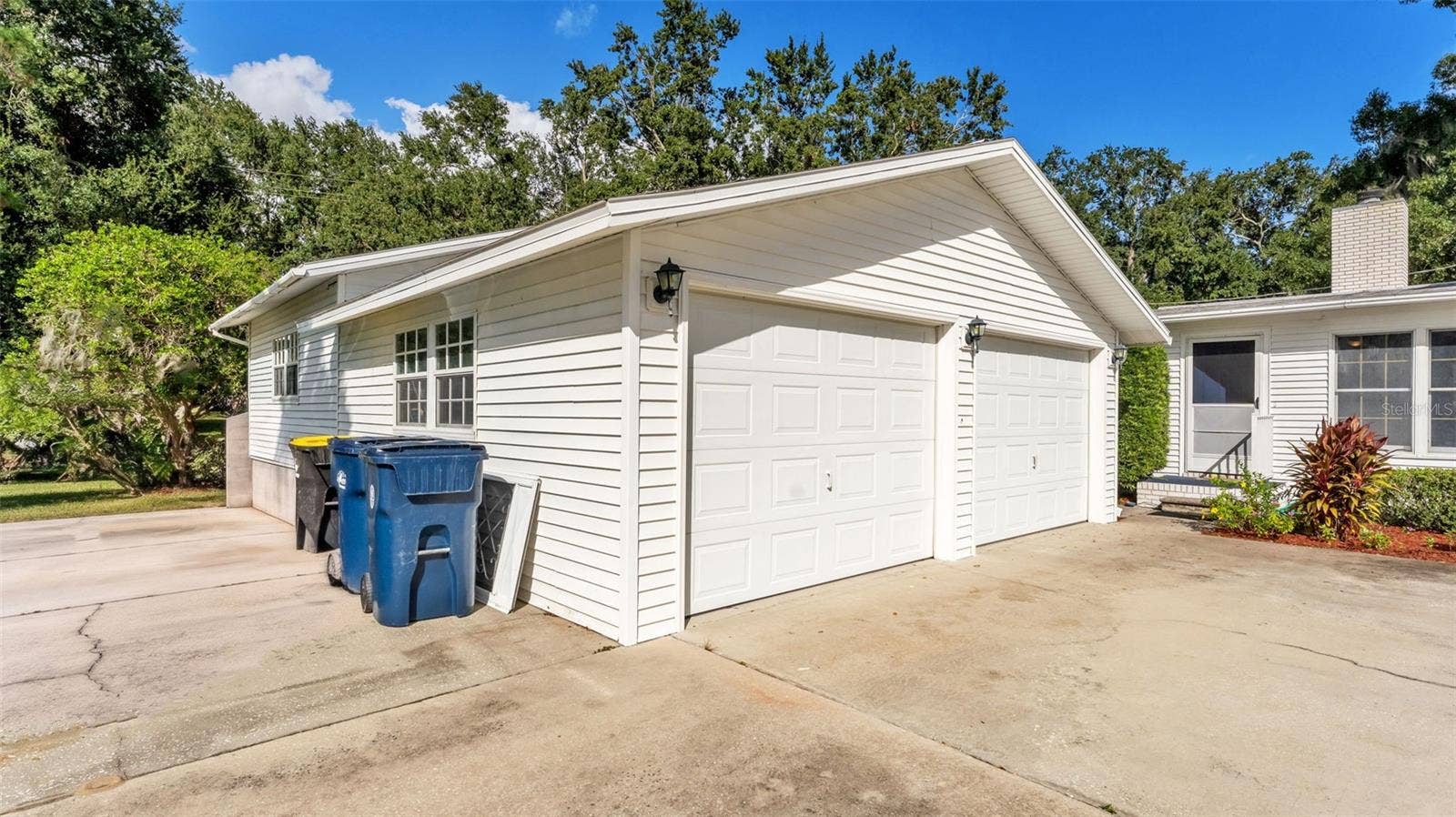 1542 LAKE ARIANA BOULEVARD, Auburndale, FL 33823