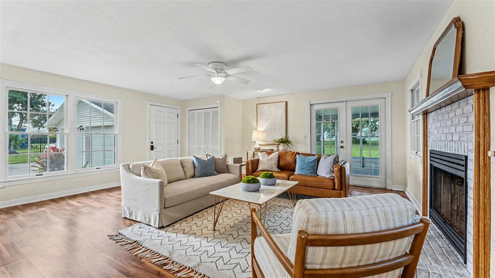 1542 LAKE ARIANA BOULEVARD, Auburndale, FL 33823