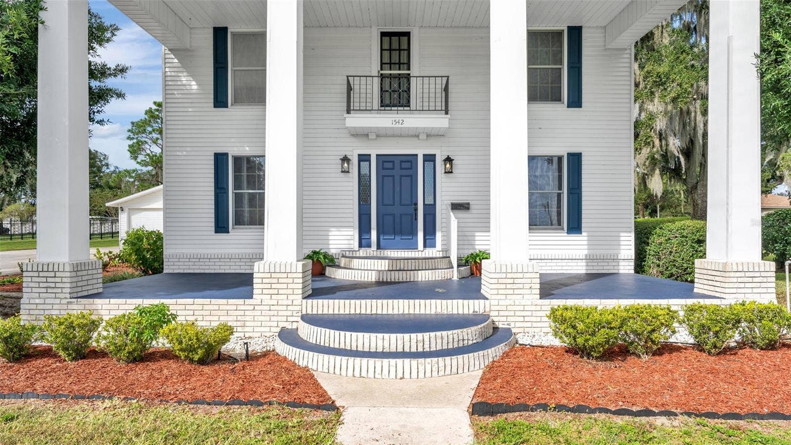 1542 LAKE ARIANA BOULEVARD, Auburndale, FL 33823
