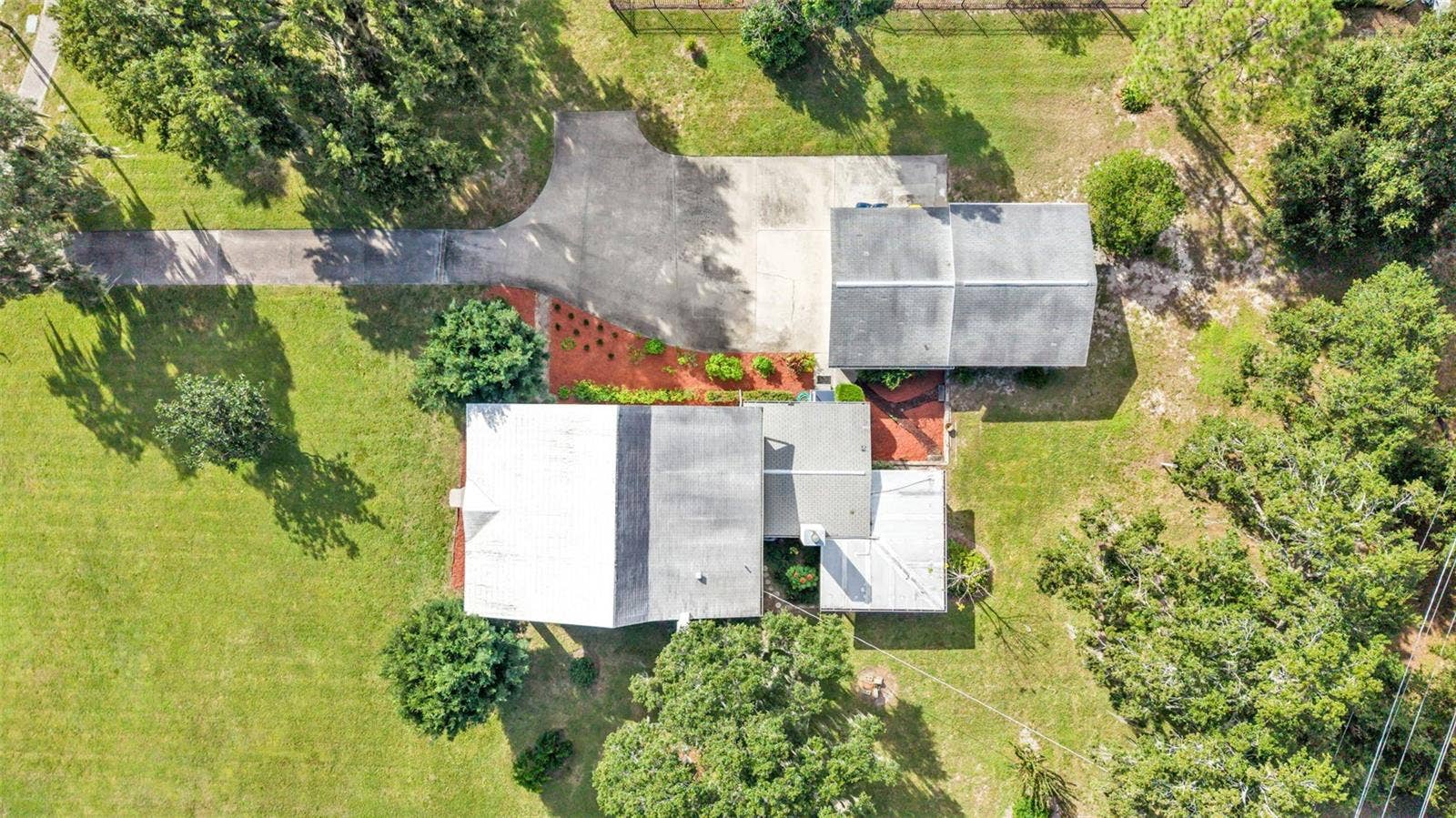 1542 LAKE ARIANA BOULEVARD, Auburndale, FL 33823