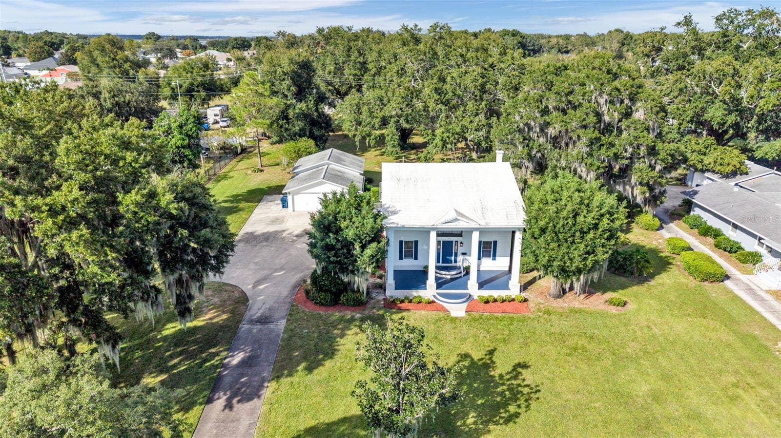 1542 LAKE ARIANA BOULEVARD, Auburndale, FL 33823