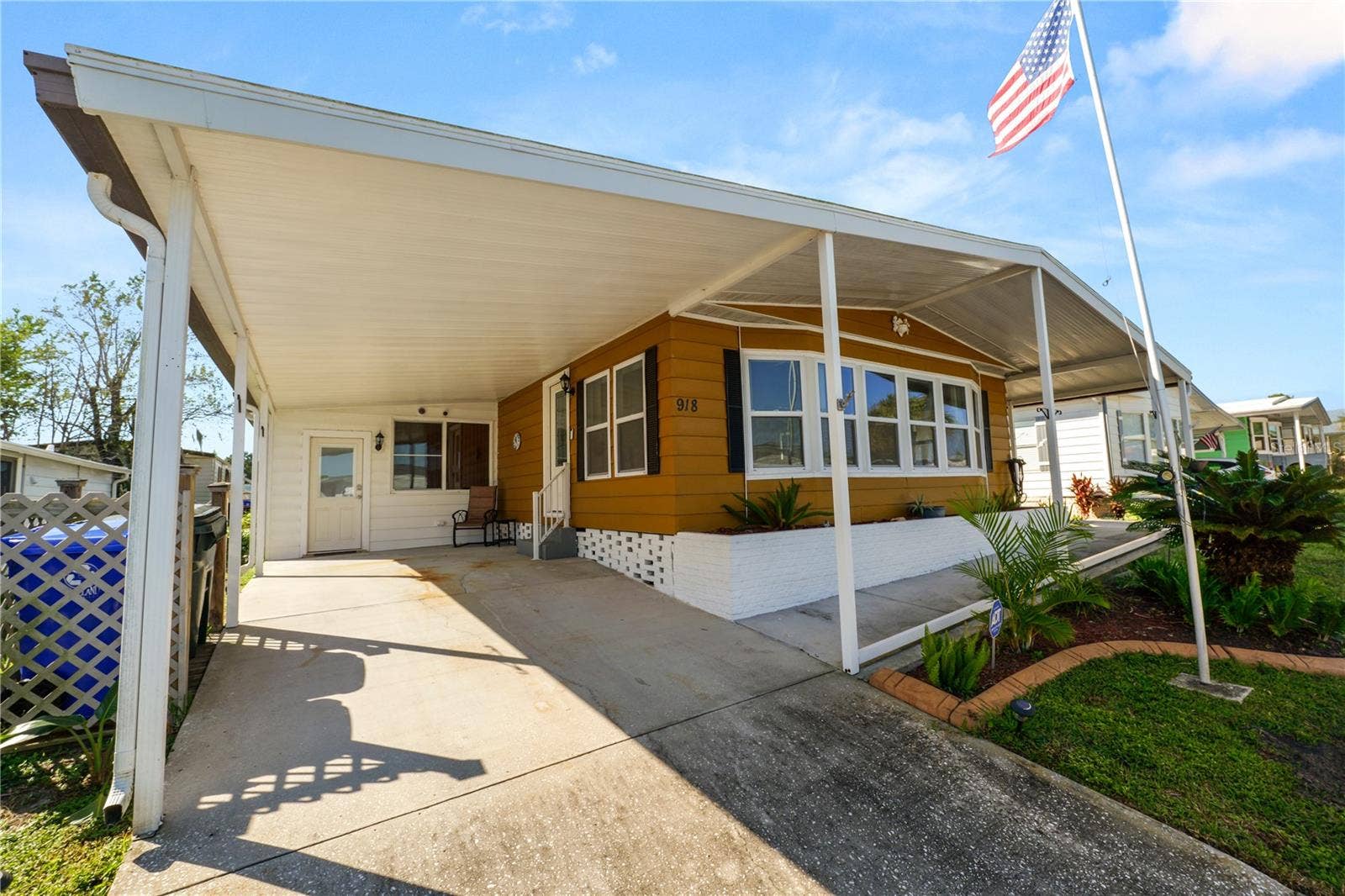 918 PINE RIDGE DRIVE, Lakeland, FL 33809 918 PINE RIDGE DRIVE, Lakeland, FL 33809