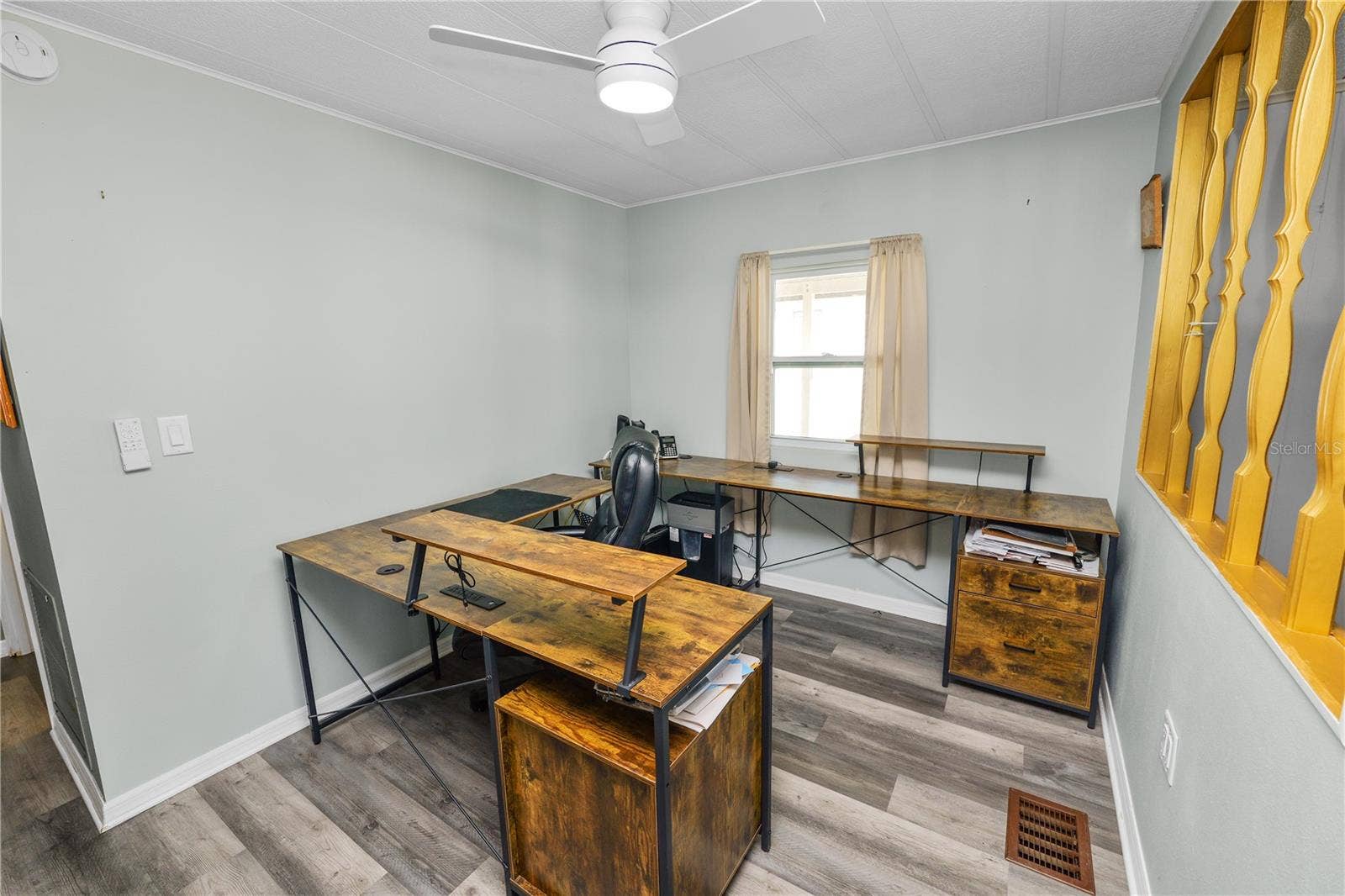 918 PINE RIDGE DRIVE, Lakeland, FL 33809 918 PINE RIDGE DRIVE, Lakeland, FL 33809