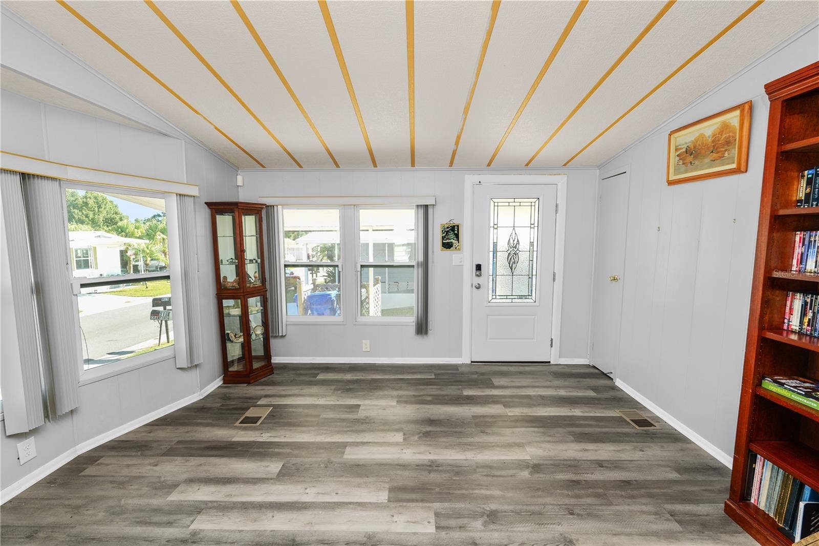 918 PINE RIDGE DRIVE, Lakeland, FL 33809 918 PINE RIDGE DRIVE, Lakeland, FL 33809