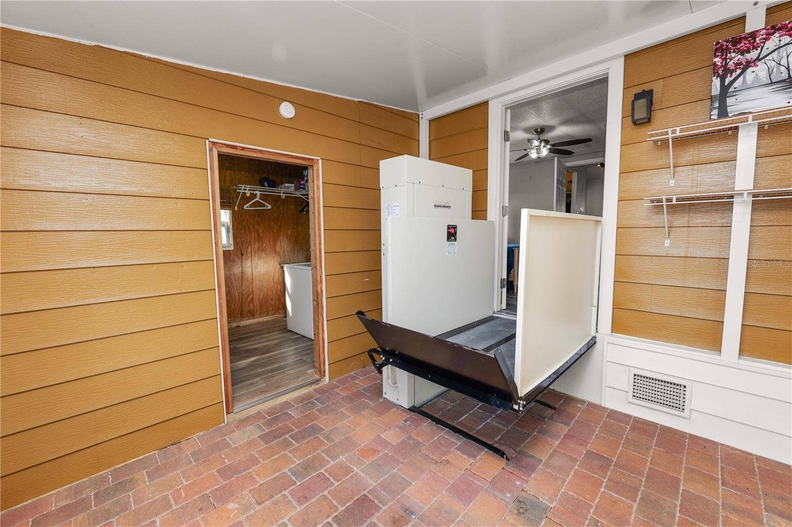 918 PINE RIDGE DRIVE, Lakeland, FL 33809 918 PINE RIDGE DRIVE, Lakeland, FL 33809