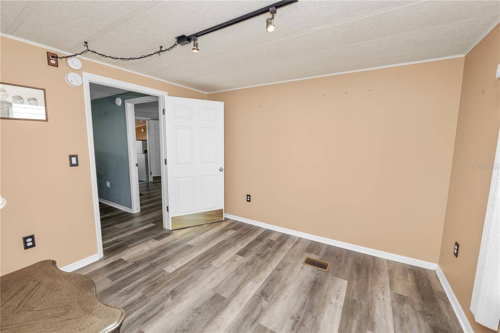 918 PINE RIDGE DRIVE, Lakeland, FL 33809 918 PINE RIDGE DRIVE, Lakeland, FL 33809