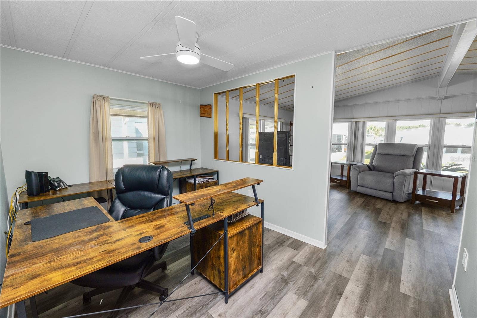 918 PINE RIDGE DRIVE, Lakeland, FL 33809 918 PINE RIDGE DRIVE, Lakeland, FL 33809