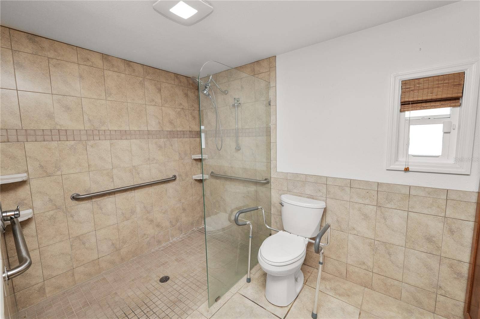 918 PINE RIDGE DRIVE, Lakeland, FL 33809 918 PINE RIDGE DRIVE, Lakeland, FL 33809