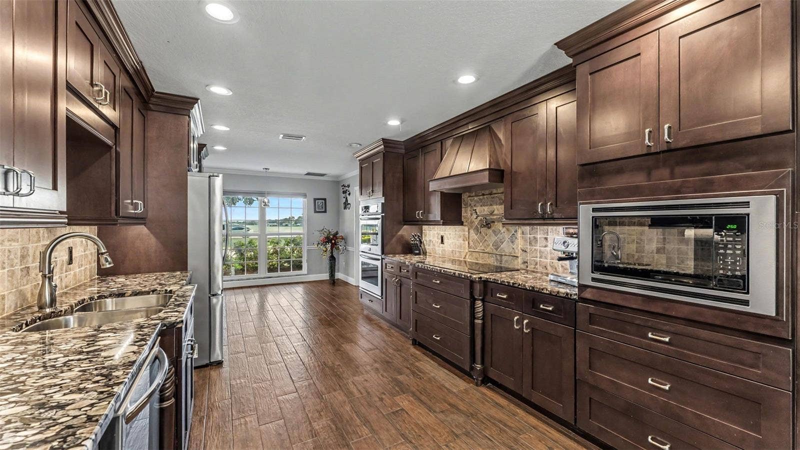 2050 LAKE ARIANA BOULEVARD, Auburndale, FL 33823 2050 LAKE ARIANA BOULEVARD, Auburndale, FL 33823