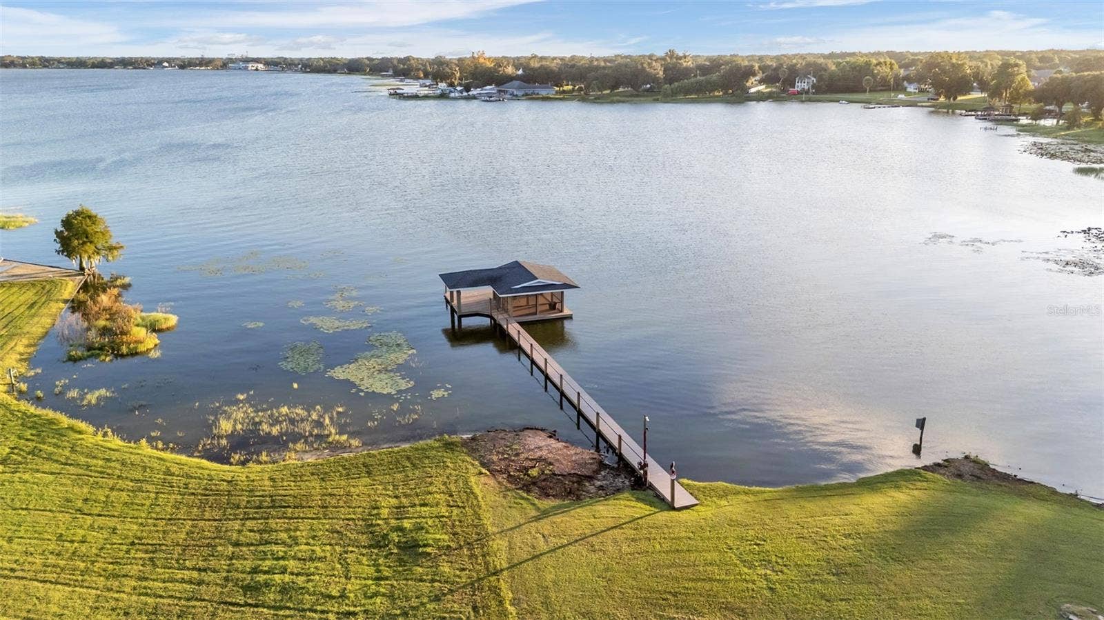 2050 LAKE ARIANA BOULEVARD, Auburndale, FL 33823 2050 LAKE ARIANA BOULEVARD, Auburndale, FL 33823