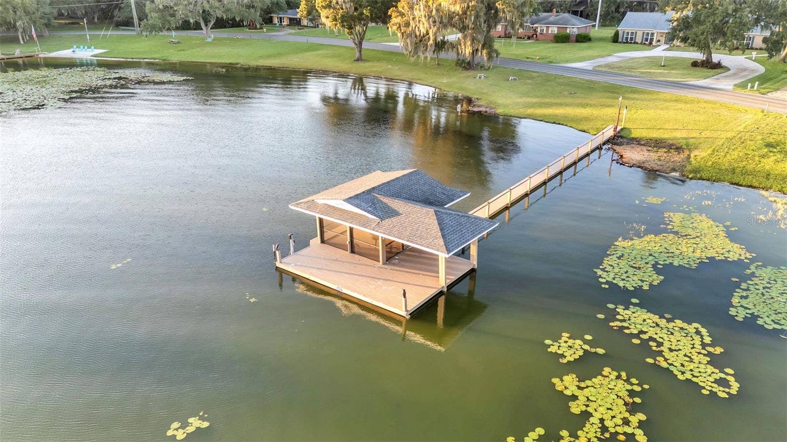 2050 LAKE ARIANA BOULEVARD, Auburndale, FL 33823 2050 LAKE ARIANA BOULEVARD, Auburndale, FL 33823