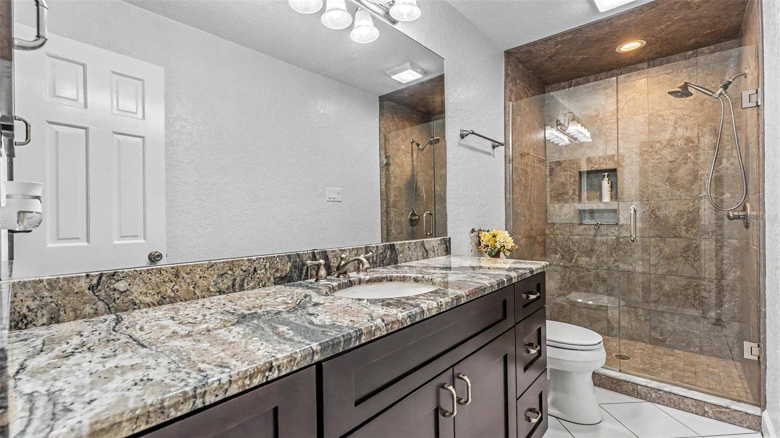 2050 LAKE ARIANA BOULEVARD, Auburndale, FL 33823 2050 LAKE ARIANA BOULEVARD, Auburndale, FL 33823
