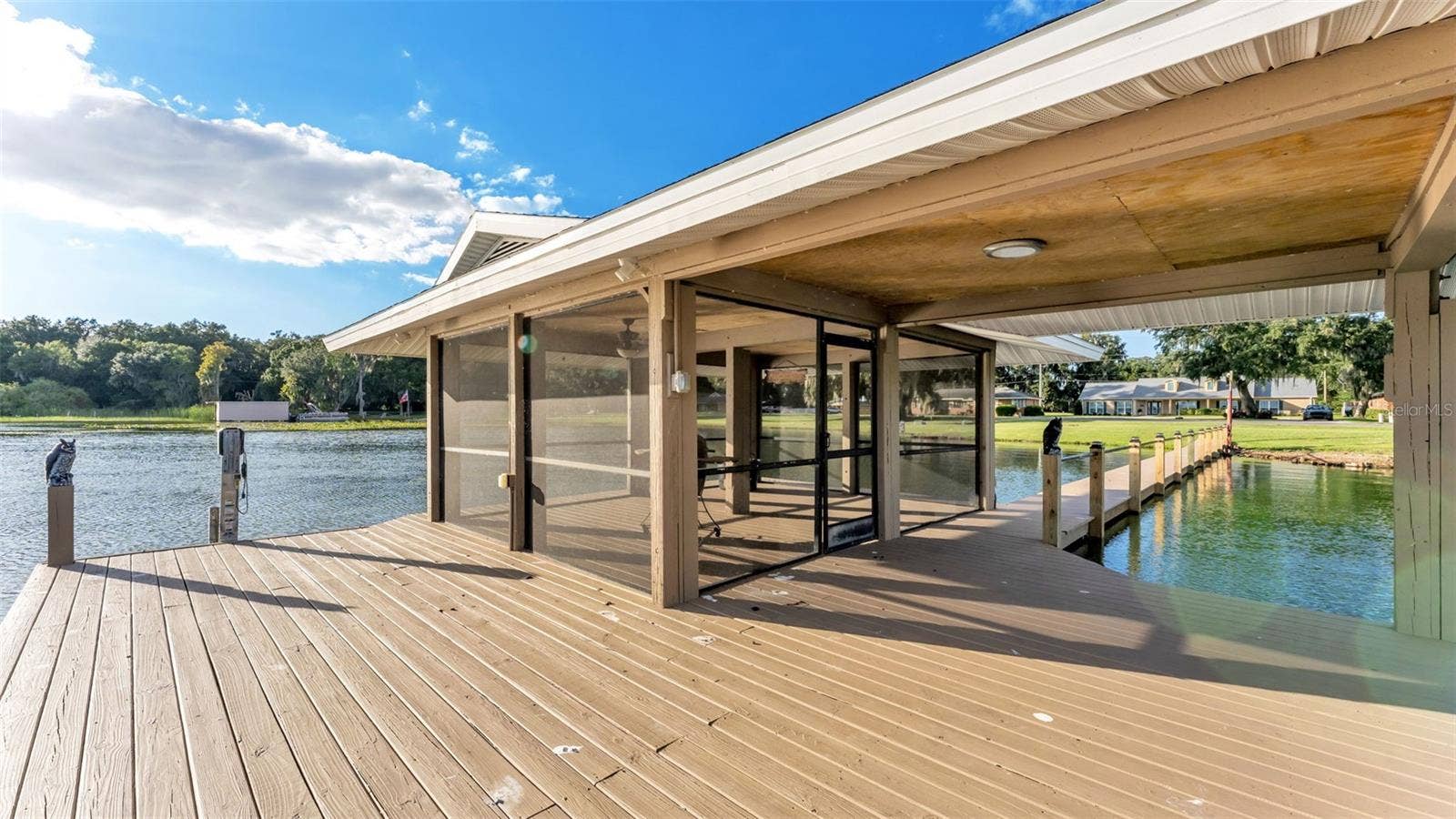 2050 LAKE ARIANA BOULEVARD, Auburndale, FL 33823 2050 LAKE ARIANA BOULEVARD, Auburndale, FL 33823