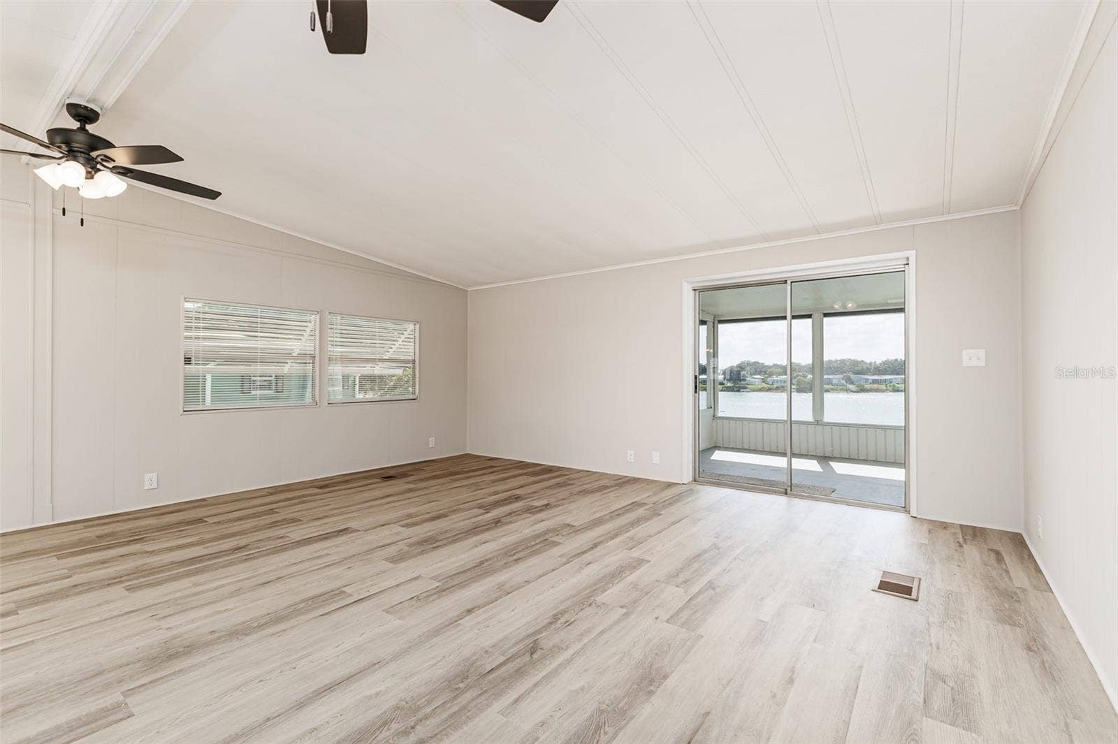 2055 S FLORAL AVENUE, #306, Bartow, FL 33830