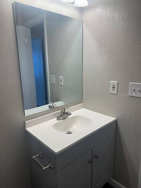 5910 DOE CIRCLE W, Lakeland, FL 33809 5910 DOE CIRCLE W, Lakeland, FL 33809