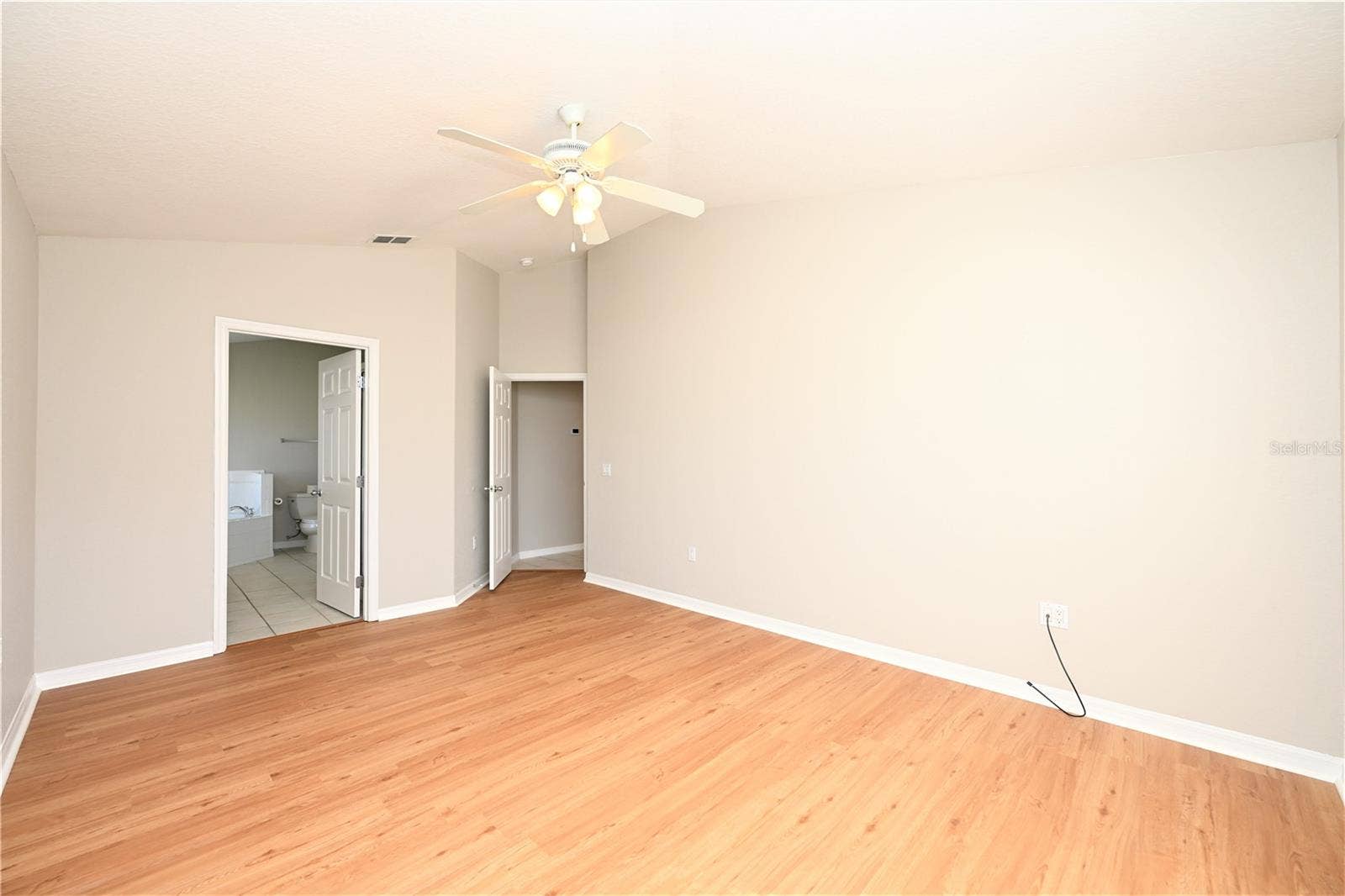 3518 REMINGTON OAKS WAY, Lakeland, FL 33810 3518 REMINGTON OAKS WAY, Lakeland, FL 33810