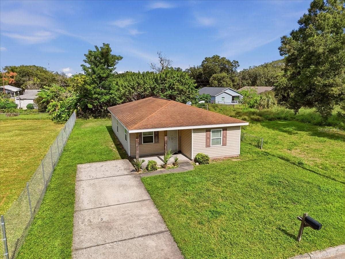 881 5TH STREET, Winter Haven, FL 33881 881 5TH STREET, Winter Haven, FL 33881