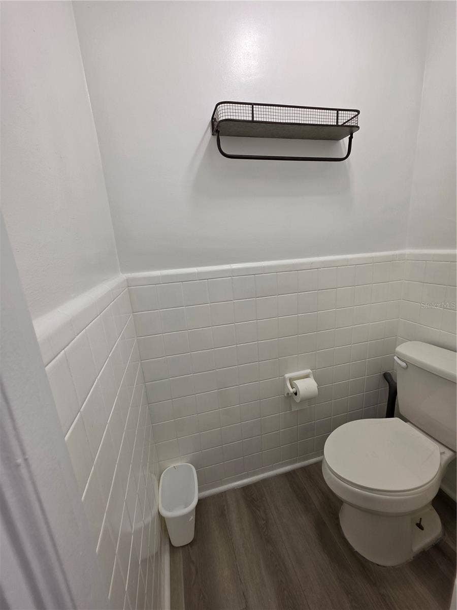 1641 MEADOWBROOK AVENUE, Lakeland, FL 33803 1641 MEADOWBROOK AVENUE, Lakeland, FL 33803