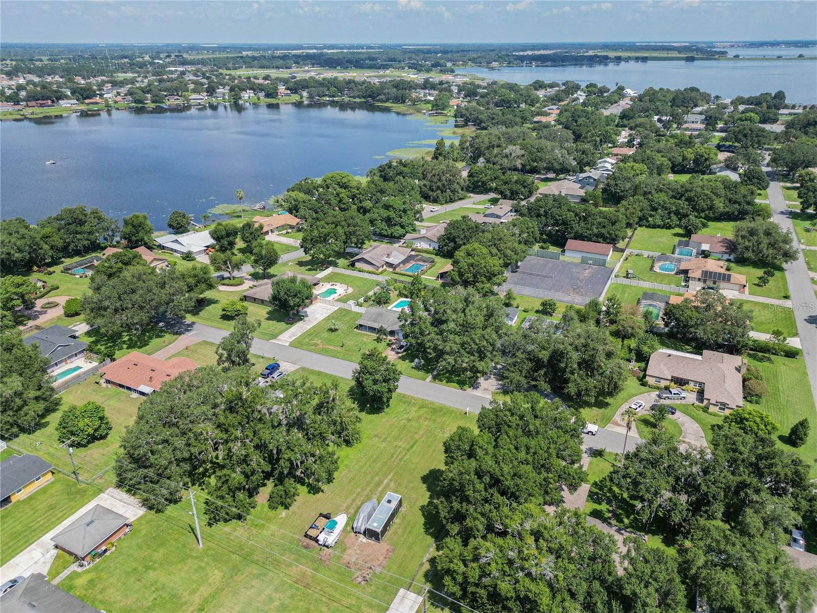 913 CRESTVIEW DRIVE, Auburndale, FL 33823