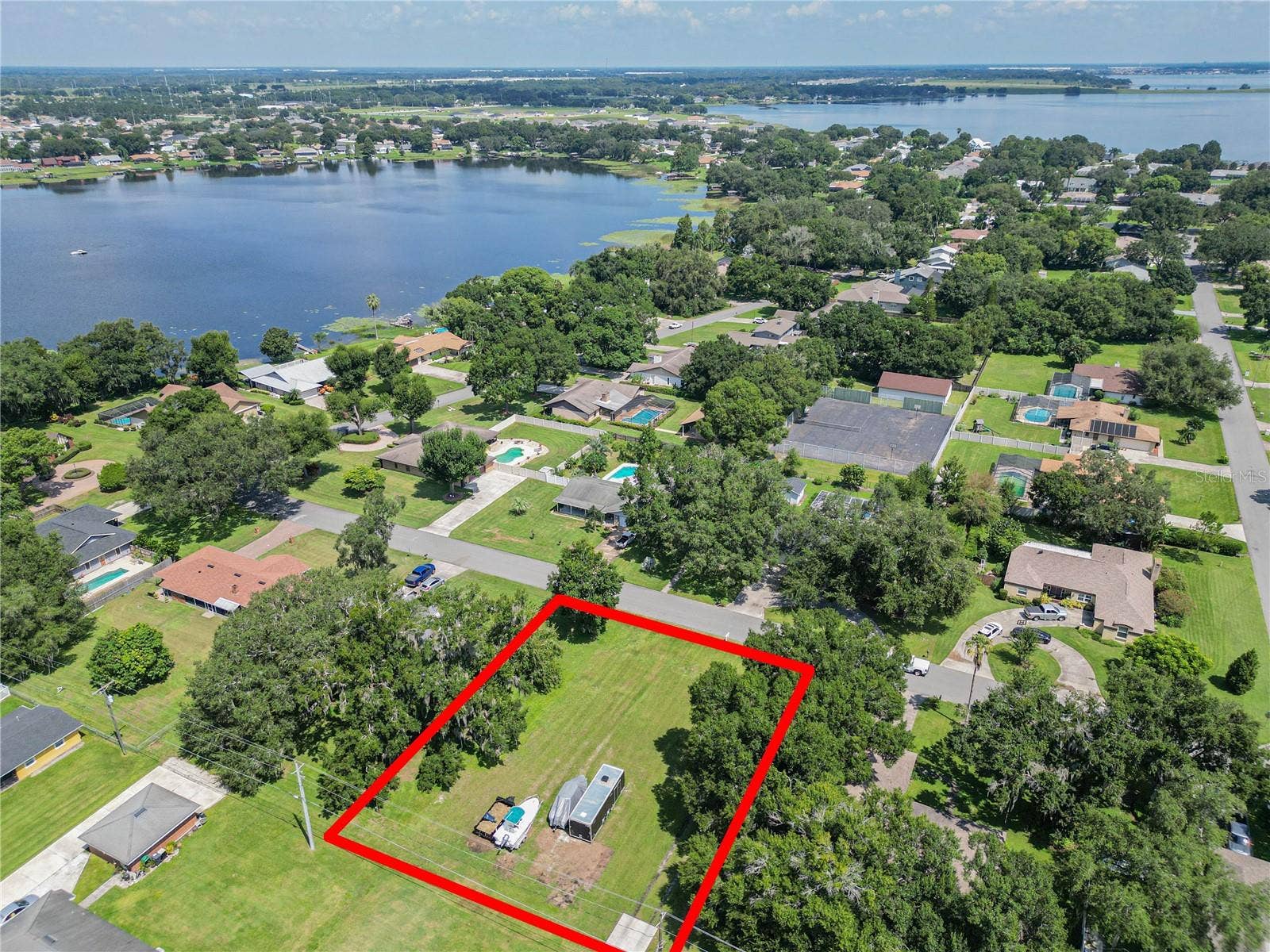 913 CRESTVIEW DRIVE, Auburndale, FL 33823