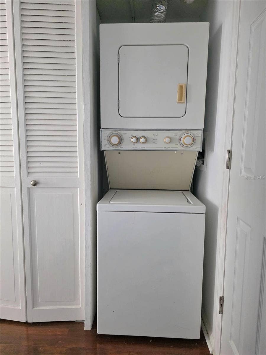 1920 E EDGEWOOD DRIVE, #A3, Lakeland, FL 33803 Indoor Laundry